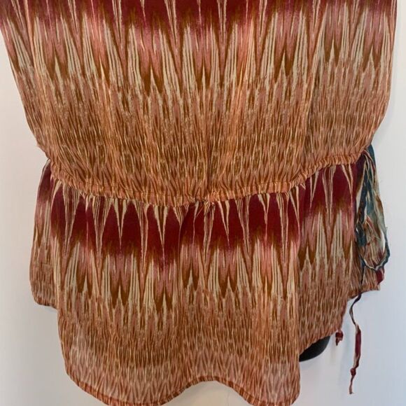 a.n.a. V Neck Short Sleeve Multi Color Blouse - Picture 3 of 9